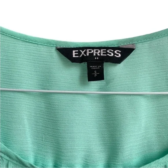 Express Mint Lightweight Women's Blouse Size Small Office Teacher Casual - Picture 3 of 6